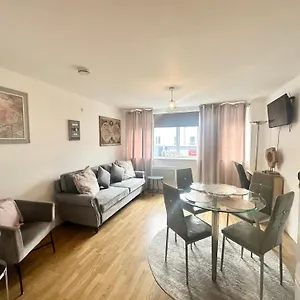 Bridge Apartment London